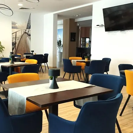 Mielno Holiday Apartments 4* 梅尔诺