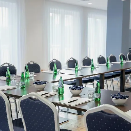 公寓式酒店 Mielno Holiday Apartments 4*