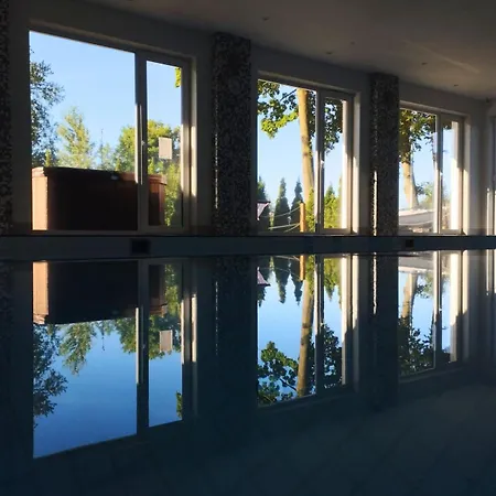 公寓式酒店 Mielno Holiday Apartments 4*