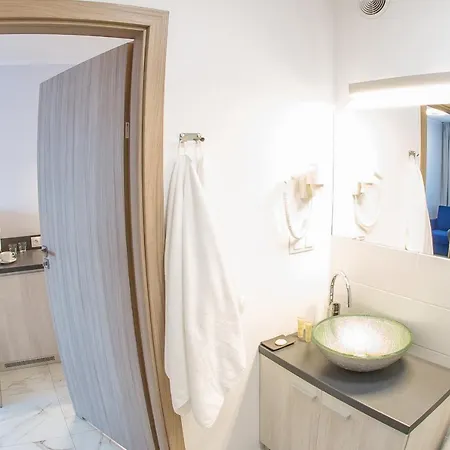アパートホテル Mielno Holiday Apartments